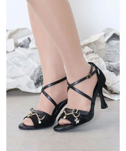 EATME(イートミー)の「チェーンベルトデザインサンダル(サンダル・レディース・ブルー/アイボリー/ブラック/オレンジ・S/M/L)」の19枚目の写真