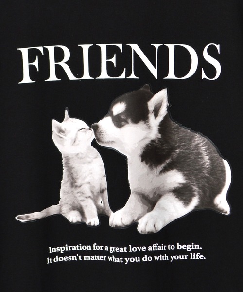 spiritoso（スピリトーゾ）の「【spiritoso】FRIENDS シートプリントTシャツ（Tシャツ/カットソー・レディース・アッシュグレー/ブラック/オートミール/ホワイト・LARGE/MEDIUM）」の5枚目の写真