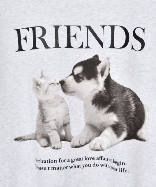 spiritoso（スピリトーゾ）の「【spiritoso】FRIENDS シートプリントTシャツ（Tシャツ/カットソー・レディース・アッシュグレー/ブラック/オートミール/ホワイト・LARGE/MEDIUM）」の7枚目の写真