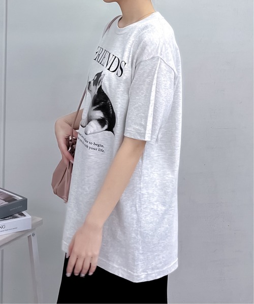 spiritoso（スピリトーゾ）の「【spiritoso】FRIENDS シートプリントTシャツ（Tシャツ/カットソー・レディース・アッシュグレー/ブラック/オートミール/ホワイト・LARGE/MEDIUM）」の20枚目の写真
