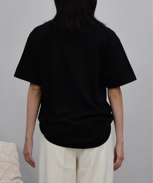 spiritoso（スピリトーゾ）の「【spiritoso】FRIENDS シートプリントTシャツ（Tシャツ/カットソー・レディース・アッシュグレー/ブラック/オートミール/ホワイト・LARGE/MEDIUM）」の17枚目の写真
