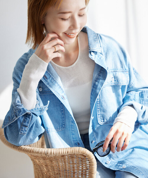 SLOBE IENA（スローブイエナ）の「《WEB限定/追加2》スイビハイゲージプルオーバー（ニット/セーター・レディース・ホワイト/ネイビー/チャコールグレー/ブラック・FREE）」の21枚目の写真