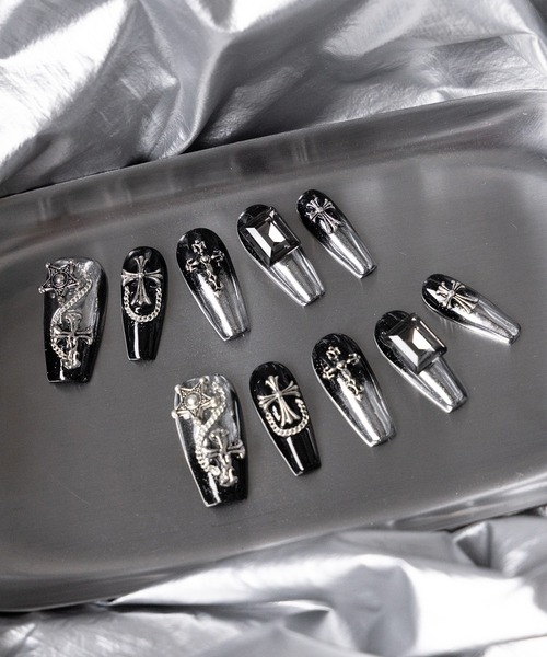 チェーンクロスブラックミラースクエアネイルチップ ／ chain cross