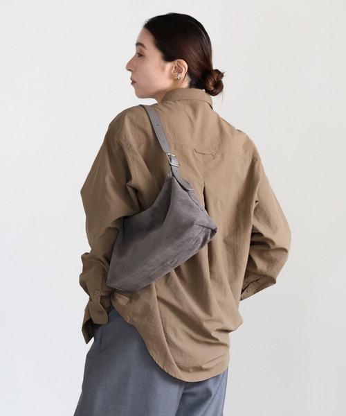 select MOCA(セレクトモカ)の「フェイクスエードワンショルダーバッグ(ショルダーバッグ・レディース・ブラウン/ブラック/グレー・FREE)」の13枚目の写真