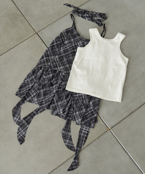 RAY CASSIN(レイカズン)の「タンクセットサイドフリルミニワンピース(ワンピース・レディース・グレー系その他3/ブラック系その他3/ブラウン系その他2/ブラック系その他2・FREE)」の5枚目の写真