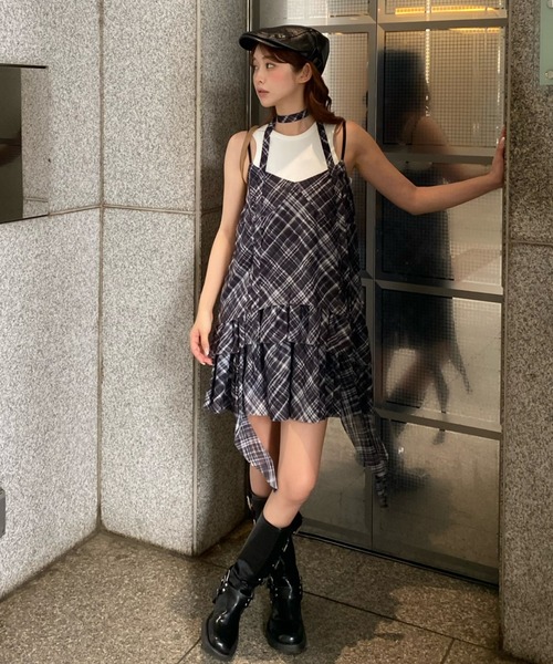 RAY CASSIN(レイカズン)の「タンクセットサイドフリルミニワンピース(ワンピース・レディース・グレー系その他3/ブラック系その他3/ブラウン系その他2/ブラック系その他2・FREE)」の6枚目の写真