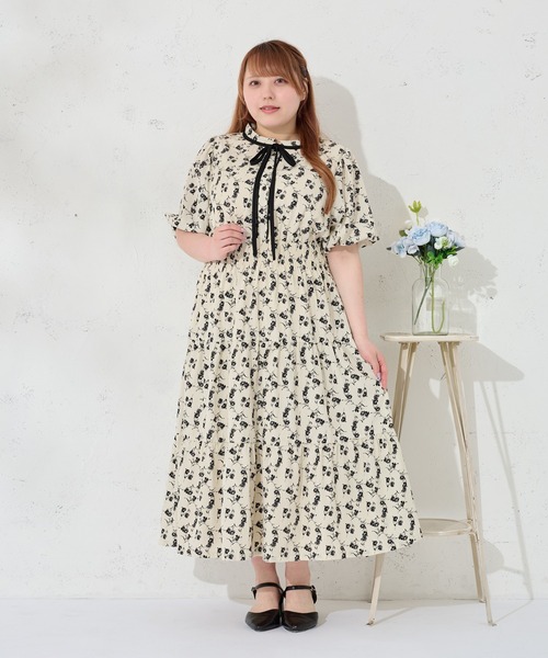 Louiosy(ルオシー)の「【大きいサイズ】配色リボン付きティアード半袖ワンピース(ワンピース・レディース・ブラック系その他/グリーン系その他/ブルー系その他・3L/X-LARGE/4L)」の2枚目の写真