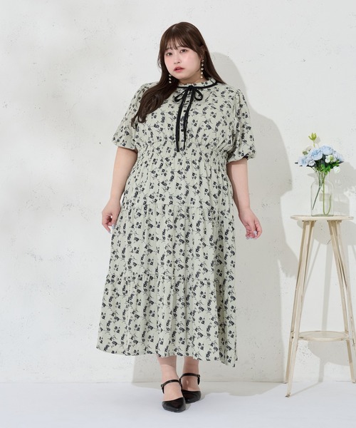 大きいサイズ】配色リボン付きティアード半袖ワンピース（ワンピース