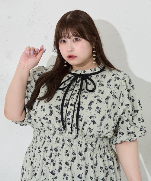 Louiosy(ルオシー)の「【大きいサイズ】配色リボン付きティアード半袖ワンピース(ワンピース・レディース・ブラック系その他/グリーン系その他/ブルー系その他・3L/X-LARGE/4L)」の5枚目の写真