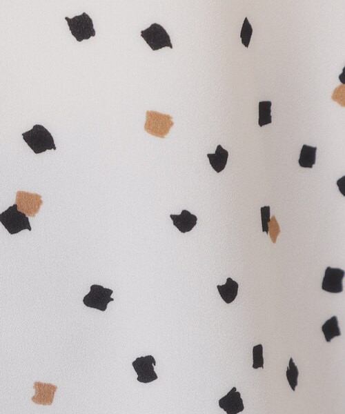 ITS'DEMO（イッツデモ）の「【手洗い可】キカドットブラウス（シャツ/ブラウス・レディース・サックスブルー系/ホワイト系3/ネイビー系/ピンク系その他・00）」の20枚目の写真