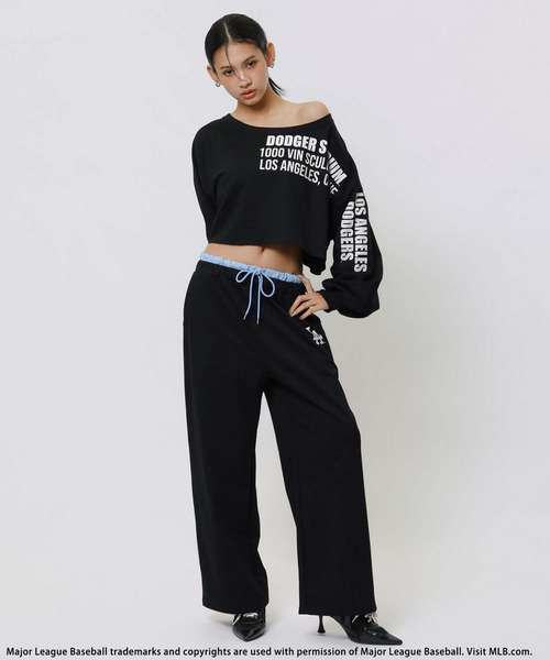 BACK TO THE FIELD(バック トゥー ザ フィールド)の「【MLB】プリントロゴオフショルダーセットアップ(セットアップ・レディース・ブラウン/ブラック/グレー・FREE)」の18枚目の写真