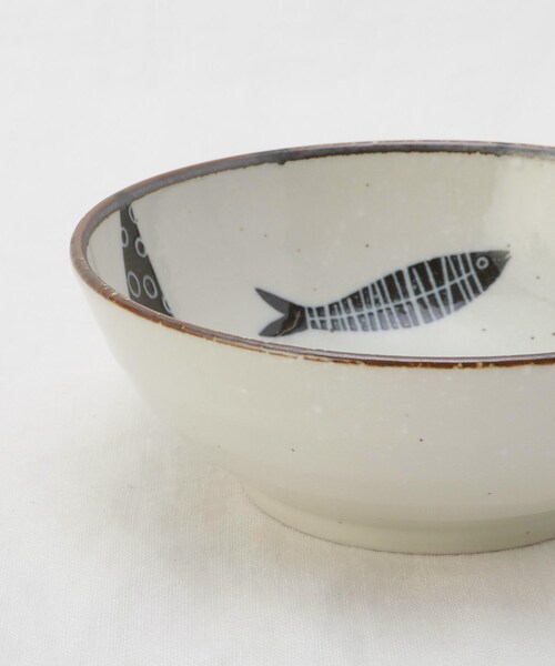 212 KITCHEN STORE(トゥワントゥキッチンストア)の「魚器 小鉢 NV(食器・レディース・その他・00)」の2枚目の写真