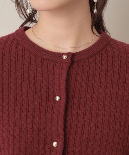 couture brooch（クチュールブローチ）の「【大人可愛い・きれいめ・通勤】ケーブルカーディガン（カーディガン/ボレロ・レディース・ブラック/ボルドー/グレー/グリーン系・36/40/42/38）」の11枚目の写真