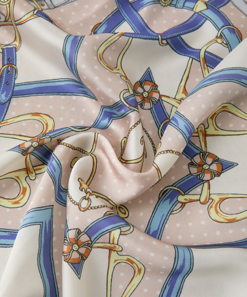 COLONY 2139(コロニートゥーワンスリーナイン)の「スカーフベルト柄 70×70(バンダナ/スカーフ・レディース・オレンジ/オリーブ・FREE)」の10枚目の写真