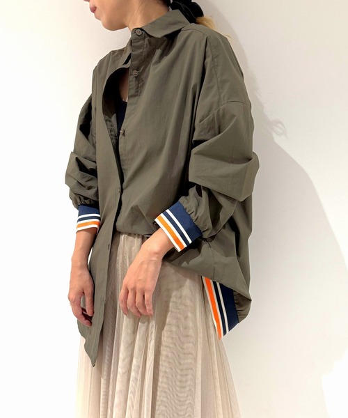 Q(キュー)の「リブドッキングシャツ(シャツ/ブラウス・レディース・チャコールグレー/カーキ・MEDIUM)」の18枚目の写真