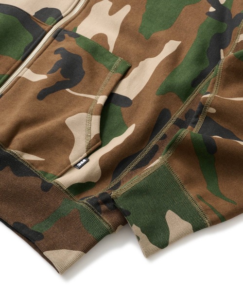 FTC（エフティーシー）の「SMALL BOX LOGO ZIP UP HOODY（パーカー・メンズ・グレー/ブラック/その他・MEDIUM/SMALL/X-LARGE/LARGE）」の6枚目の写真