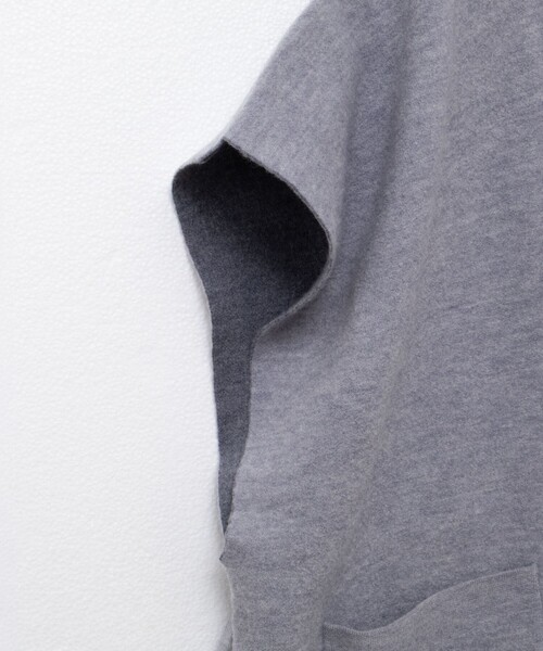 Rie Miller（リエミラー）の「バイカラー強縮ニットショール（ニット/セーター・レディース・ネイビー/ライトグレー・FREE）」の3枚目の写真