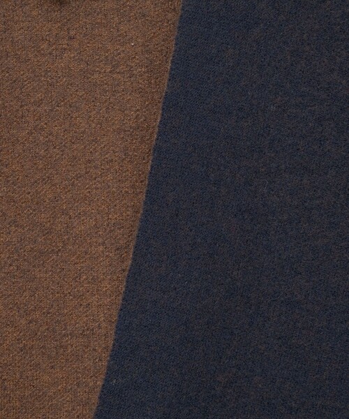 Rie Miller（リエミラー）の「バイカラー強縮ニットショール（ニット/セーター・レディース・ネイビー/ライトグレー・FREE）」の15枚目の写真