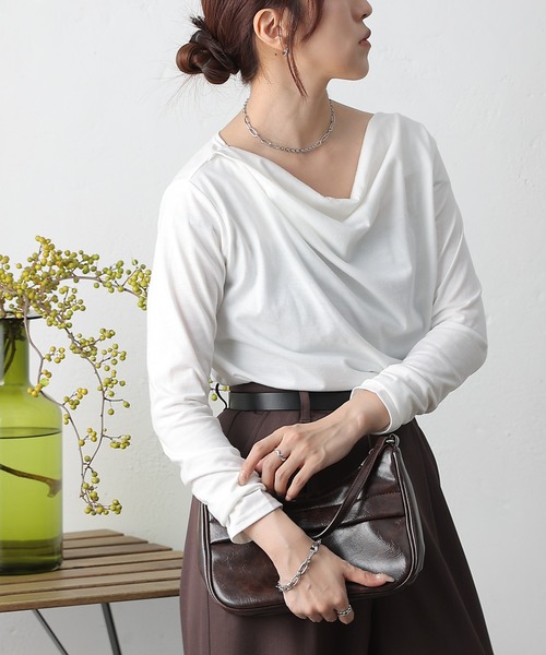 COLONY 2139（コロニートゥーワンスリーナイン）の「ドレープロンＴ（Tシャツ/カットソー・レディース・ブラック/サックスブルー/オフホワイト・FREE）」の2枚目の写真