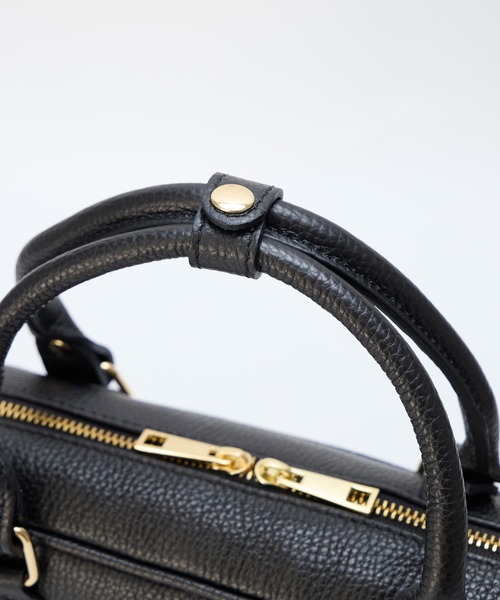 AULENTTI（オウレンティ）の「【AULENTTI】2WAYレザーボストンバッグ（ボストンバッグ・レディース・キャメル/ブラック・FREE）」の11枚目の写真