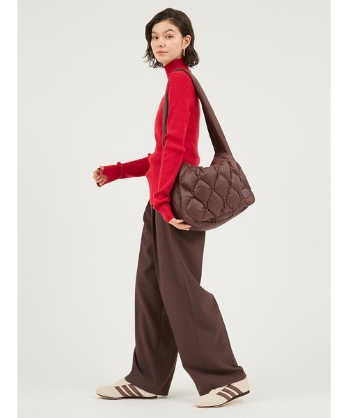 emmi（エミ）の「【emmi×TAION】キルティングショルダーバッグ（ショルダーバッグ・レディース・ブラック/アイボリー/ブラウン・F）」の20枚目の写真