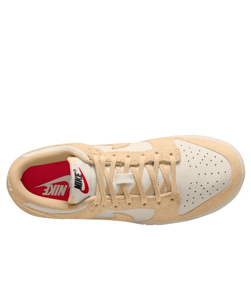 NIKE（ナイキ）の「NIKE WMNS DUNK LOW HJ5777-101（スニーカー・レディース・ベージュ・23.5cm/24cm/24.5cm/25cm）」の4枚目の写真