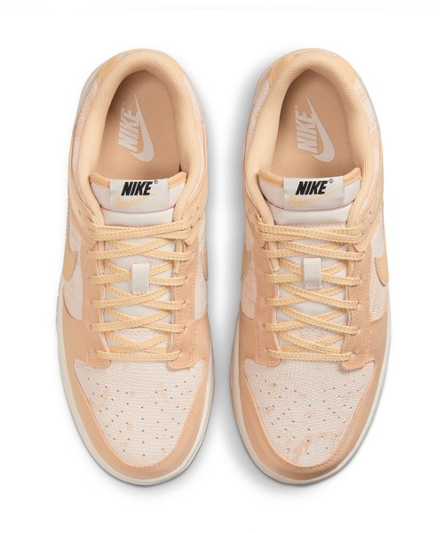 NIKE（ナイキ）の「NIKE WMNS DUNK LOW HJ5777-101（スニーカー・レディース・ベージュ・23.5cm/24cm/24.5cm/25cm）」の7枚目の写真