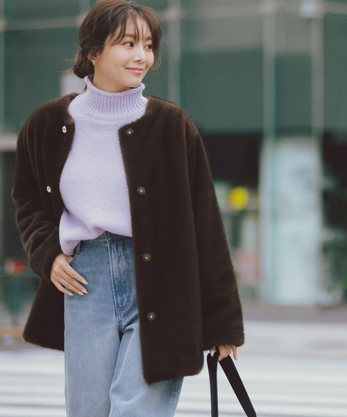 NATURAL BEAUTY BASIC(ナチュラルビューティーベーシック)の「◇フェイクファーノーカラーハーフコート(ノーカラーコート・レディース・ブラウン/ベージュ・FREE)」の1枚目の写真