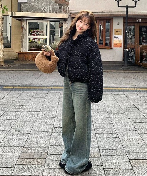 Ressaca(レサーカ)の「小花柄ショートダウンジャケット(ダウンジャケット/コート・レディース・ピンク/ホワイト/グレー/ブラック・M)」の19枚目の写真