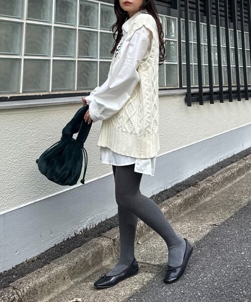 WILLOW（ウィロー）の「【willow】チルデンニットベスト（ベスト・レディース・グレー/オフホワイト・ONE SIZE）」の12枚目の写真