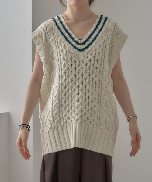 WILLOW（ウィロー）の「【willow】チルデンニットベスト（ベスト・レディース・グレー/オフホワイト・ONE SIZE）」の18枚目の写真