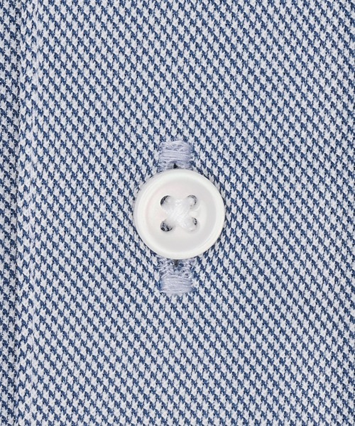 TOKYO SHIRTS(トウキョウシャツ)の「形態安定ノンアイロン ホリゾンタルワイド 長袖ストレッチビジネスワイシャツ(ビジネスシャツ・メンズ・ブルー・首回り39cm-裄丈80cm/首回り39cm-裄丈84cm/首回り41cm-裄丈82cm/首回り41cm-裄丈86cm/首回り42cm-裄丈82cm/首回り42cm-裄丈86cm/首回り43cm-裄丈82cm/首回り43cm-裄丈86cm/首回り37cm-裄丈80cm)」の4枚目の写真