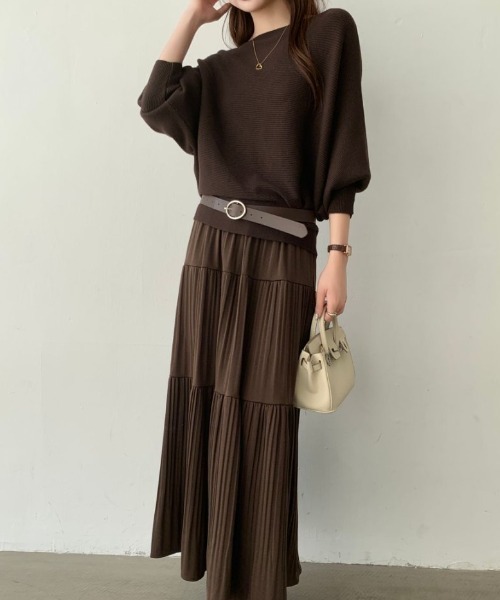 セール】ベルト付きドルマンニット＆ティアードプリーツスカート