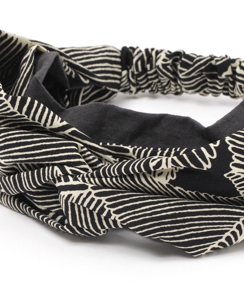 BAYFLOW（ベイフロー）の「バティック柄ターバン（ヘアバンド・レディース・ベージュ/ブラック/ブラウン・FREE）」の9枚目の写真