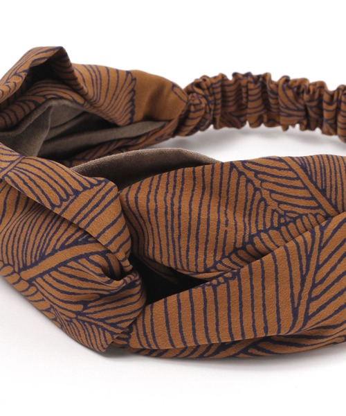 BAYFLOW（ベイフロー）の「バティック柄ターバン（ヘアバンド・レディース・ベージュ/ブラック/ブラウン・FREE）」の11枚目の写真