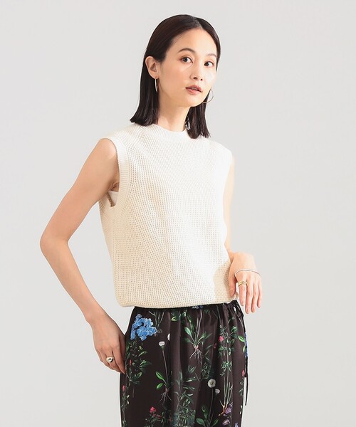 Demi-Luxe BEAMS(デミルクス ビームス)の「【7/24値下げ】【別注】SLOANE / 7ゲージ 畦編 クルーネック ノースリーブ(ニット/セーター・レディース・ホワイト系その他5/グレー・1)」の4枚目の写真