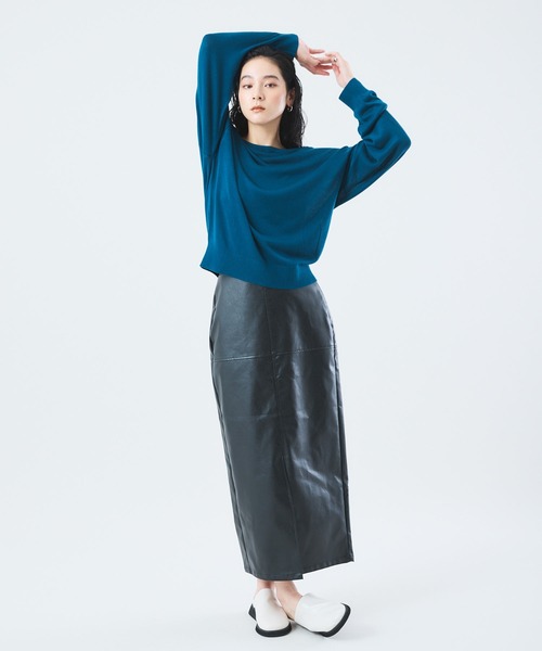 Muscat(マスカット)の「バックオープンニットトップス(ニット/セーター・レディース・ブラック/ベージュ/ロイヤルブルー/ワインレッド/ライトグレー・F)」の10枚目の写真