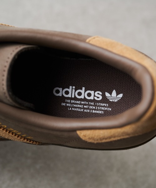 COLLAGE GALLARDAGALANTE(コラージュガリャルダガランテ)の「adidas/GAZELLE INDOOR(スニーカー・レディース・ダークブラウン・23.5cm/24cm/24.5cm)」の16枚目の写真