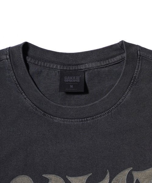 GAKKAI UNIONS（ガッカイユニオンズ）の「ヒドゥンキャッチピグメント半袖Tシャツチャコール（Tシャツ/カットソー・レディース・その他・MEDIUM/LARGE）」の3枚目の写真