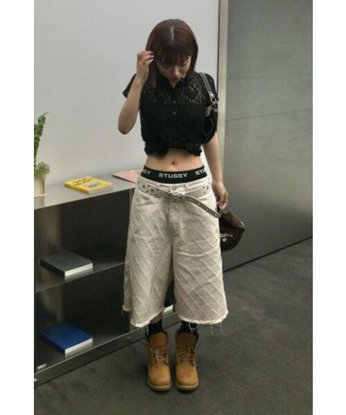 ROCKCAKE(ロックケーキ)の「Diamond Punching Bermuda Pants - Beige(その他パンツ・レディース・その他・SMALL/MEDIUM)」の4枚目の写真