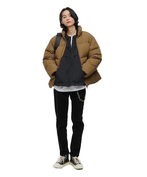 MUSINSA STANDARD（ムシンサスタンダード）の「スラッシュスリムクロップドデニムパンツ[ブラック]（デニムパンツ・メンズ・その他・33/26/27/28/29/42/36/34/32/30/31/40/38）」の16枚目の写真