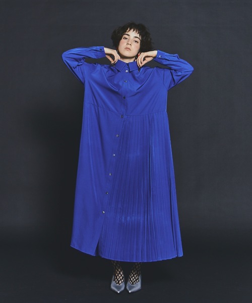 manana suerte(マニャーナスエルテ)の「アシンメトリープリーツワンピース(ワンピース・レディース・ブラック/ブルー・FREE)」の19枚目の写真