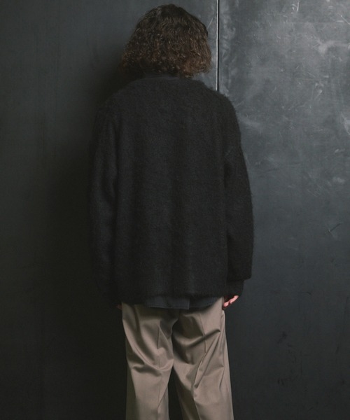 MAISON SPECIAL(メゾンスペシャル)の「《UNISEX》Prime-Over Shaggy Knit Y-neck Cardigan/プライムオーバーシャギーニットYネックカーディガン【MAISON SPECIAL/メゾンスペシャル】(カーディガン/ボレロ・メンズ・レッド/ネイビー/イエロー/チャコールグレー/ブラック・0/1/2)」の20枚目の写真