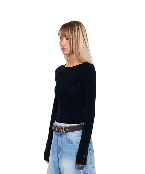 AAKAM(アーカム)の「Layered Long Sleeve (Black)(Tシャツ/カットソー・レディース・その他・1/2)」の9枚目の写真