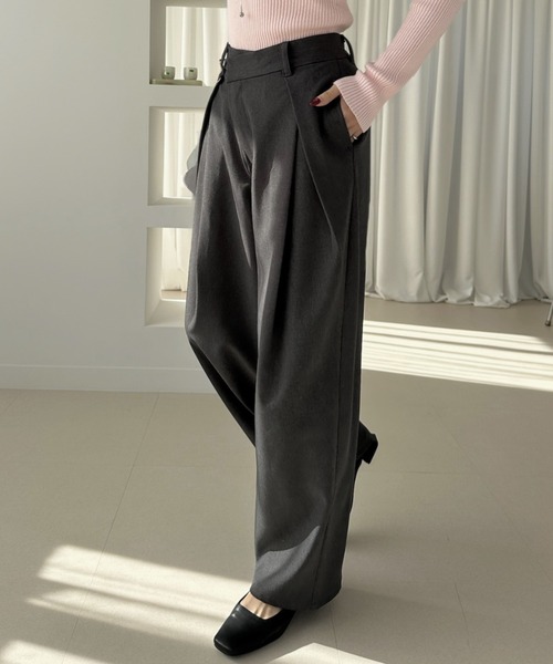 Eclat one(エクラワン)の「【Eclat one】ストレートシルエット フロントタック ワイドパンツ(スラックス・レディース・ベージュ/チャコールグレー/ブラック・FREE)」の15枚目の写真