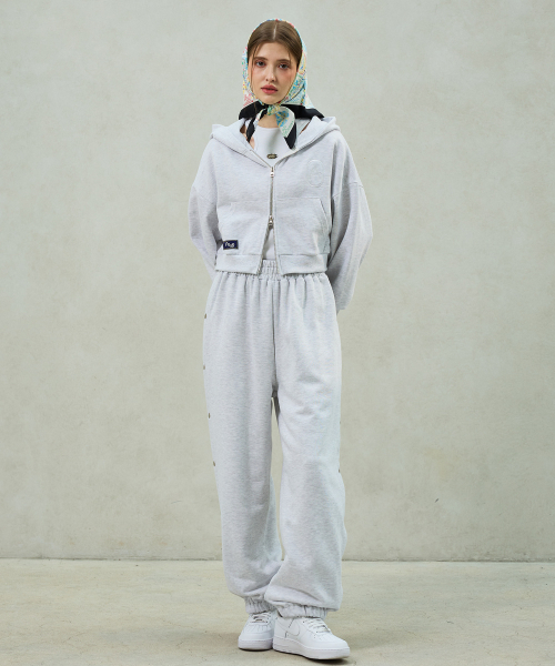 ARI(アリ)の「PITA HOOD ZIP-UP / WHITE_MELANGE(パーカー・レディース・ライトグレー・FREE)」の4枚目の写真