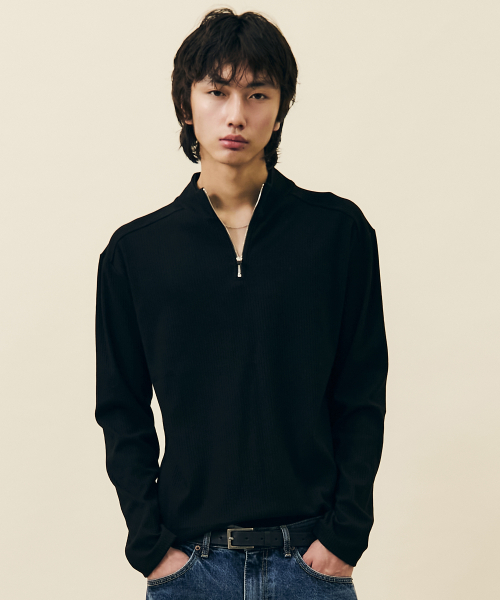 VASTIC(バスティック)の「ハーフジップロングスリーブ_ブラック(Tシャツ/カットソー・メンズ・ホワイト・X-LARGE/MEDIUM/LARGE)」の1枚目の写真