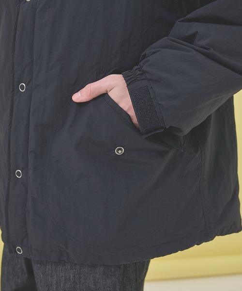 markaware(マーカウェア)の「【markaware/marka】別注 SNOW PARKA - PRIMALOFT(ダウンジャケット/コート・メンズ・ダークグレー/ブラック・2/1)」の16枚目の写真