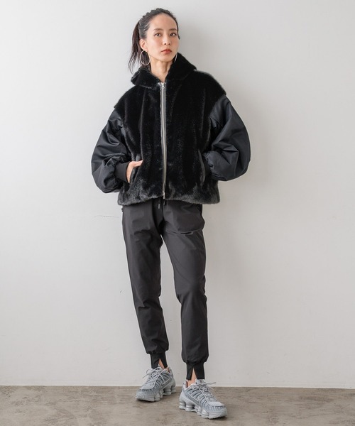 NIKE(ナイキ)の「【HEREIAM】NIKE(ナイキ)/Shox TL(スニーカー・レディース・ブラック/グレー・24.0cm/25.0cm/26.0cm/27.0cm/28.0cm)」の7枚目の写真