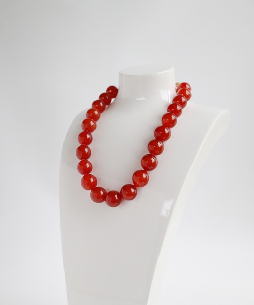 TUWAKRIM（トゥワクリム）の「【TUWAKRIM】レッドアゲートネックレスL（ネックレス・レディース・レッド・MEDIUM）」の2枚目の写真